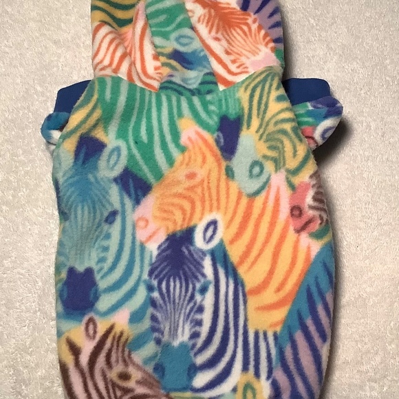Zebra Doggie Hoodie - Picture 2 of 5